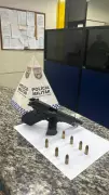 Homem de 38 anos é preso com arma e munições em Barra Mansa, no Rio de Janeiro