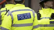 Homem esfaqueia dois judeus em Londres; polícia trata como terrorismo