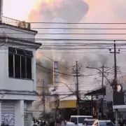 Incêndio atinge estabelecimento comercial no bairro Aterrado em Volta Redonda