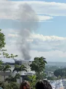 Incêndio destrói ponto de coleta de recicláveis em Aparecida, SP, sem vítimas
