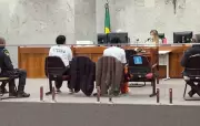 Iniciado julgamento de mãe e padrasto por morte de criança de 2 anos em Aracaju