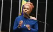 Inquérito contra Flávio Bolsonaro foi iniciado por pedido da deputada Dandara do PT