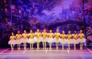Instituto oferece aulas gratuitas de ballet para crianças de comunidades em Salvador