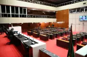 Janela partidária fecha em Minas Gerais com trocas em Assembleia, Câmara e Senado