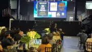 João Kepler defende educação empresarial prática além da faculdade em palestra em Manaus
