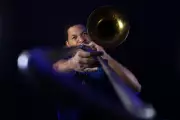 Josiel Konrad leva fusão de jazz e funk carioca em shows gratuitos na Região Serrana do RJ