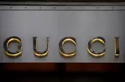 Kering planeja lançar óculos inteligentes Gucci com Google em 2027