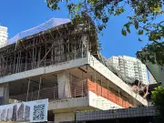 Laje de obra desaba e deixa dois trabalhadores feridos em Santos