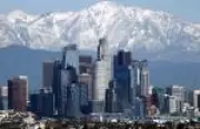 Los Angeles enfrenta queda populacional histórica: imigração em baixa e custo de vida alto preocupam economistas