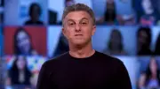 Luciano Huck causa desconforto ao abordar imigração nos EUA com ex-BBB