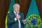 Lula busca novo articulador político após saída de ministros candidatos