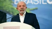 Lula deixa candidatura em aberto e critica adversários em entrevista