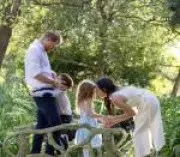 Meghan Markle é criticada por lançar linha de velas inspirada nos filhos Archie e Lilibet