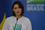 Michelle Bolsonaro apoia rival de Carlos ao Senado em Santa Catarina