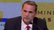 Ministro Bruno Moretti anuncia medidas do governo para conter impactos da guerra no setor de combustíveis