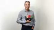 Motorola supera 'custo Brasil' e intensifica aposta no segmento ultrapremium de smartphones