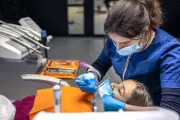 Mutirão oferece atendimento odontológico gratuito para crianças e adolescentes em Salvador