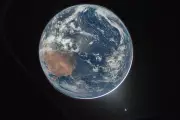 NASA divulga imagens inéditas da Terra capturadas pela espaçonave Orion na missão Artemis II