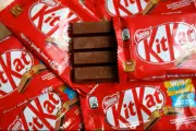Nestlé lança rastreador após roubo de 12 toneladas de KitKat na Europa