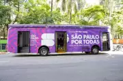 Ônibus SP Por Todas oferece acolhimento gratuito a mulheres em Santos