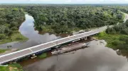 Nova ponte sobre o rio Autaz Mirim na BR-319 passa em teste de carga e será liberada