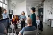 Novo Estatuto do Aprendiz pode ampliar vagas de emprego para jovens no Brasil