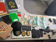 Operação contra agiotagem em Lindóia apreende dinheiro, celulares e veículos de luxo