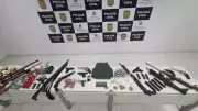 Operação Controle Bélico prende cinco homens com arsenal de 18 armas e 769 munições em Fortaleza