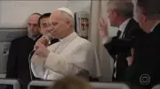 Papa Francisco alerta: 'Mundo está sendo devastado por um punhado de tiranos'