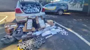 Polícia apreende contrabando de R$ 1,4 milhão com cigarros eletrônicos e anabolizantes na SP-425
