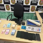Polícia apreende R$ 8 mil e materiais de tráfico em Panorama (SP)