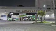 Polícia Civil do RJ apreende ônibus com canetas emagrecedoras e anabolizantes vindos do Paraguai