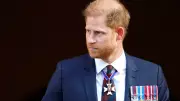 Príncipe Harry trocou mensagens sugestivas com jornalista, revela tribunal em Londres