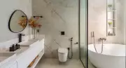 Projeto aproveita declive do terreno para criar integração visual e harmonia