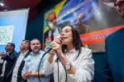 PT gaúcho recua e apoia Juliana Brizola do PDT para governo do RS em frente de esquerda
