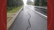 Rachadura no asfalto interdita parcialmente BR-277 entre Palmeira e Irati