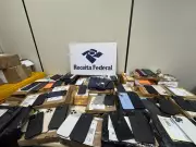 Receita Federal apreende 65 celulares roubados em centro dos Correios no Rio