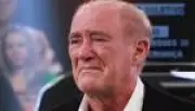 Renato Aragão se emociona com homenagem no Caldeirão com Mion