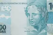 Salário médio do trabalhador bate recorde e chega a R$ 3.722