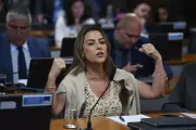 Senadora Soraya Thronicke deixa Podemos e se filia ao PSB em movimento eleitoral
