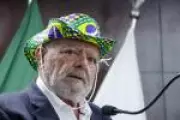 Sósia de Lula, médico bolsonarista usa semelhança para alavancar carreira política em Jaboticabal