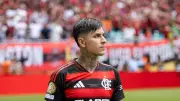 STJD suspende volante Pulgar do Flamengo por quatro partidas após agressão