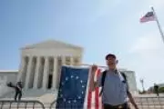 Suprema Corte dos EUA questiona decreto de Trump sobre cidadania por nascimento