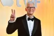 Tim Cook deixa comando da Apple após 15 anos, transformando empresa em gigante de US$ 4 trilhões