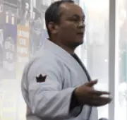 Treinador de jiu-jitsu Melqui Galvão vira alvo de prisão por suspeita de abuso sexual