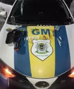 Trio é preso por tráfico de drogas em Volta Redonda após flagrante em pichação