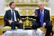 Trump ameaça retirar EUA da OTAN e planeja punir aliados por falta de apoio na guerra contra o Irã