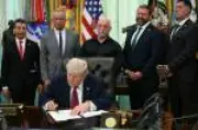 Trump flexibiliza pesquisas com drogas psicodélicas para tratar saúde mental nos EUA