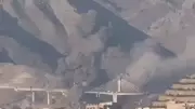 Trump publica vídeo de ataque a ponte no Irã e ameaça: 'Hora de acordo antes que seja tarde'