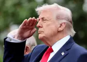 Trump rejeita oferta de paz do Irã e ameaça com montagem de guerra